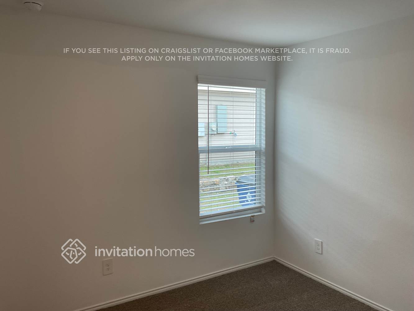 Building Photo - 3220 Crestone Dr