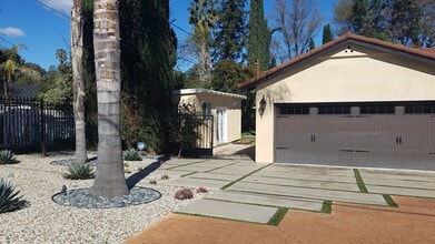 Building Photo - Tarzana- High End Compact Side House Studio