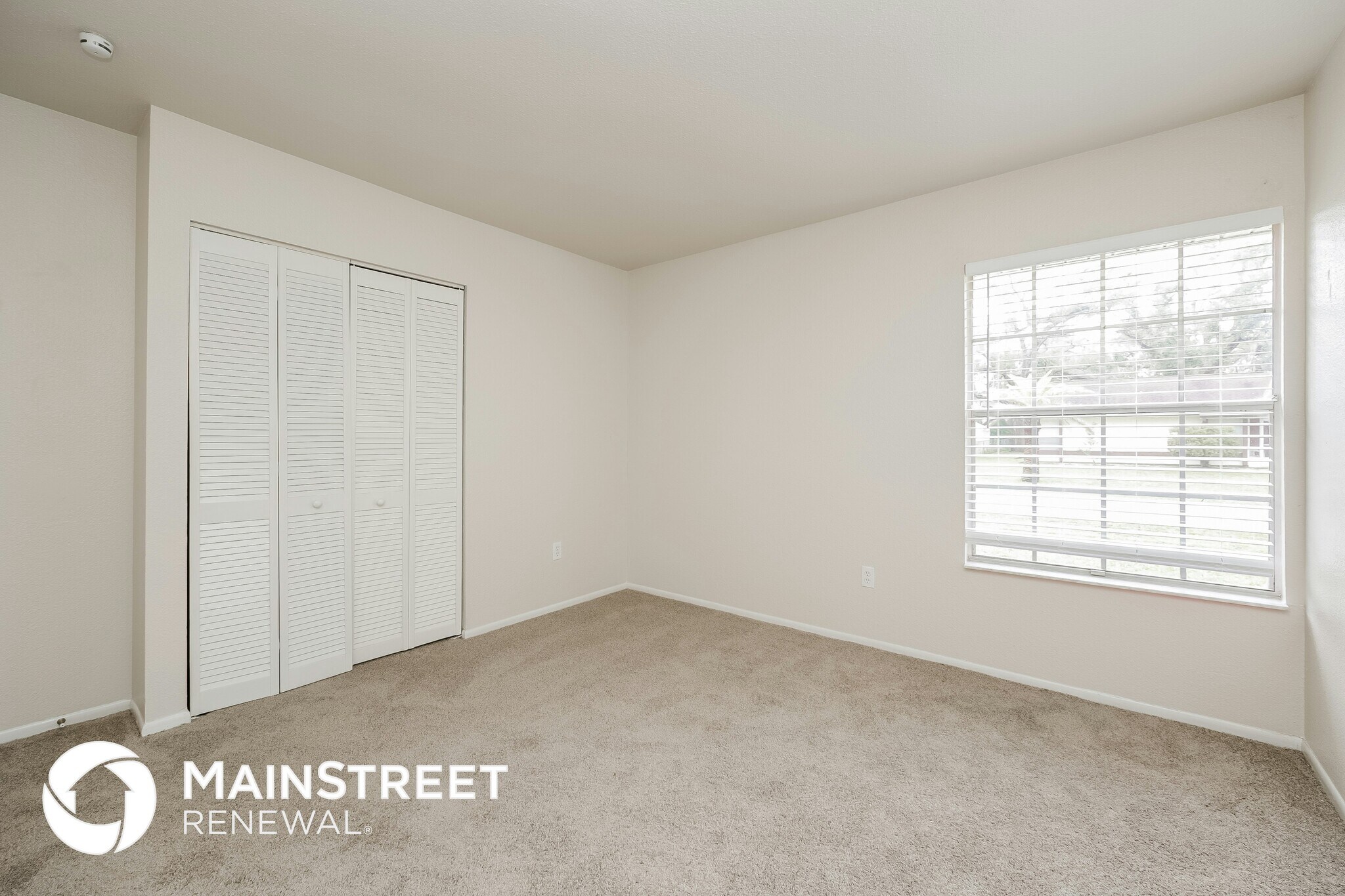 Building Photo - 4740 Escalante Dr