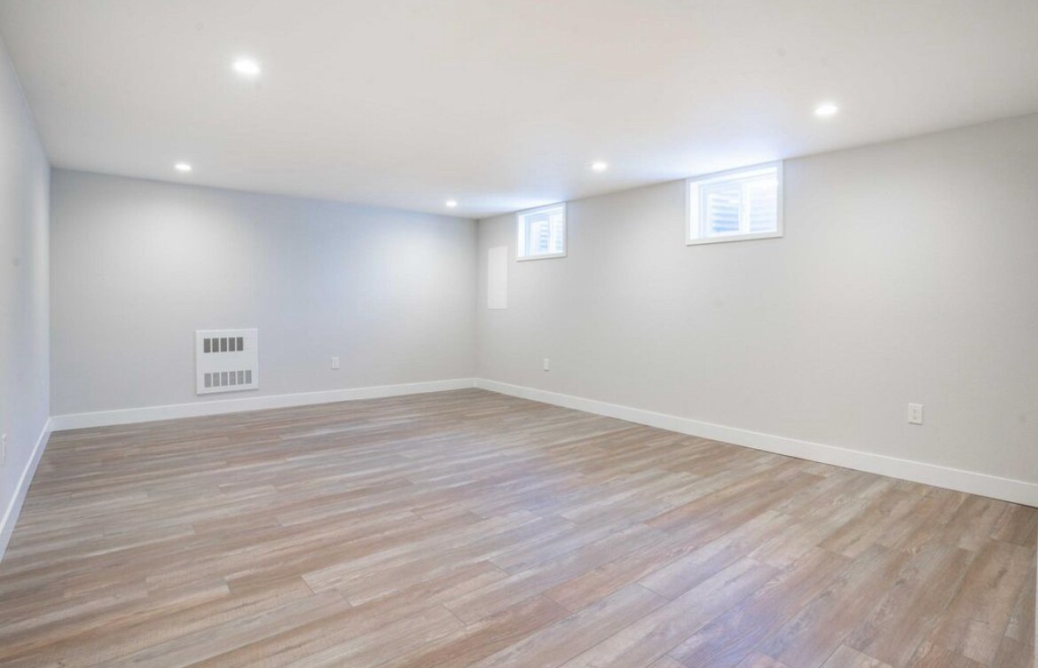 Building Photo - 12155 W 35th Ave
