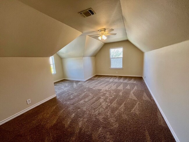 Building Photo - Conveniently Located to Randolph AFB, 4/2.5 ~ Large Backyard ~ Storage Shed ~ Move In Ready!