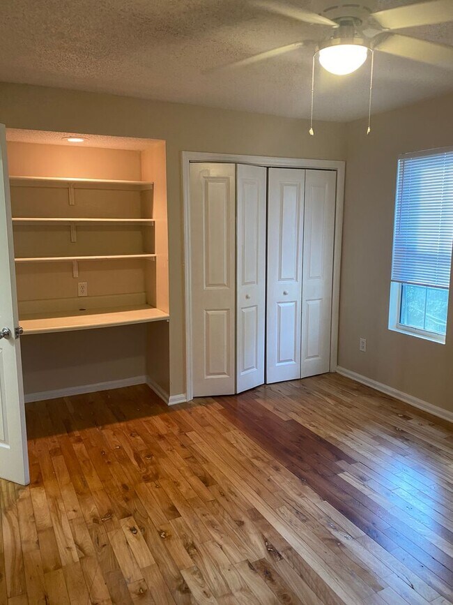 Building Photo - 2603 W Tharpe St