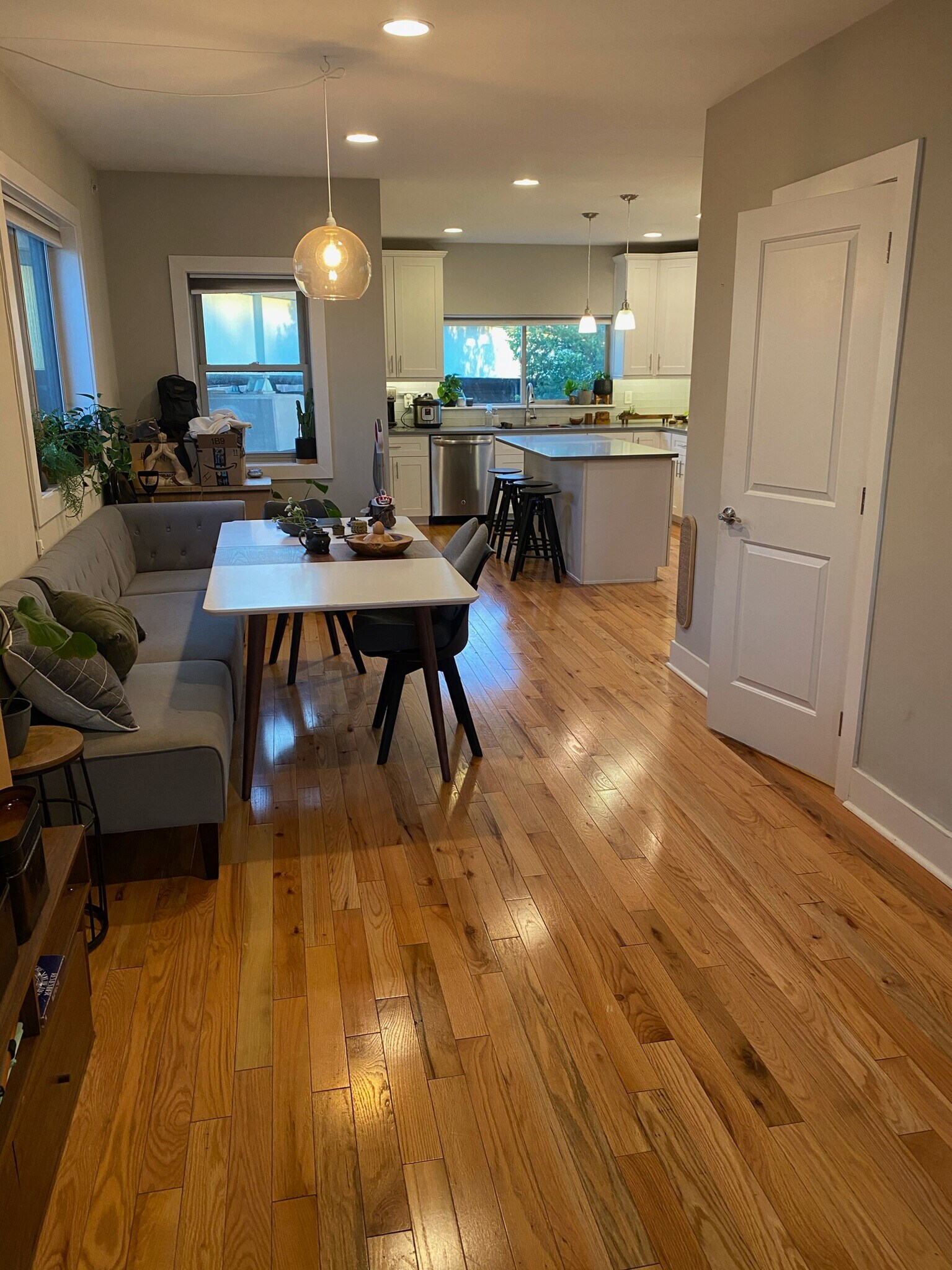 Dining Room - 118 W Laurel St