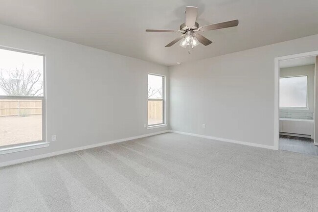 Building Photo - NOW PRE LEASING WITH SUMMER MOVE IN SPECIAL!