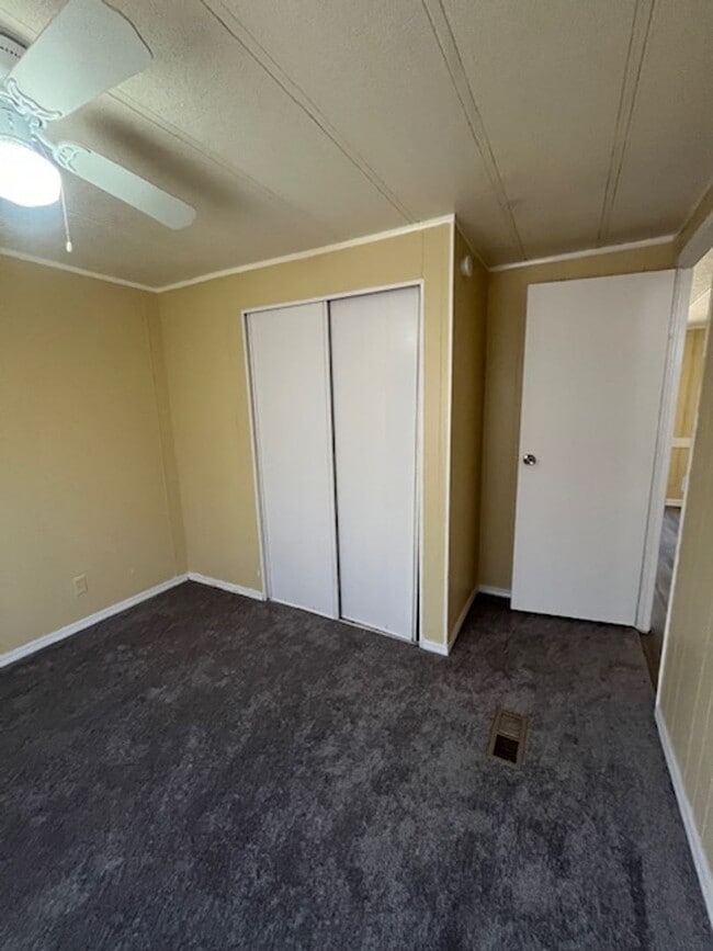 Building Photo - ***3 BEDROOM/2 BATHROOM IN DEWEY***