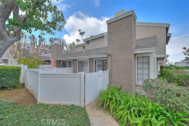 Building Photo - 15726 Tetley St