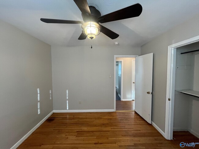 Building Photo - 1206 Eubanks St SW