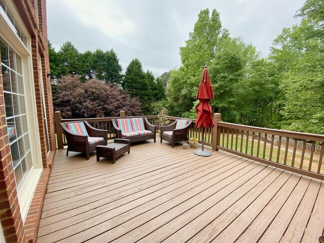 Building Photo - Beautiful Oconee County Home in Old Waverly