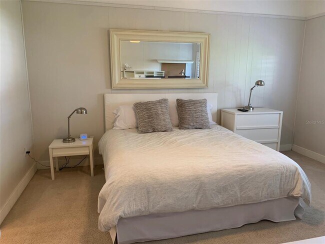 Building Photo - 3605 54th Dr W