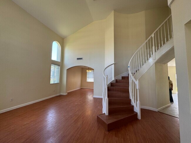 Building Photo - 9508 SW 221st Ln