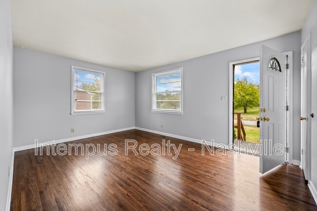 Building Photo - 114 Old Trinity Ln