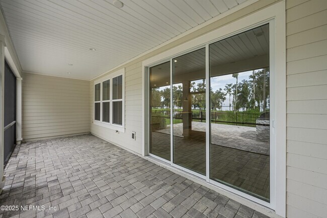 Building Photo - 23 Oak Pk Dr
