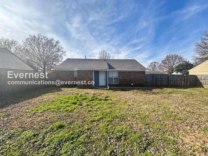 Building Photo - 6270 Jamestown Dr