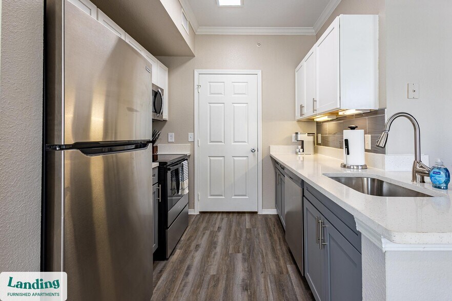 Building Photo - 1799 FM 528 Rd