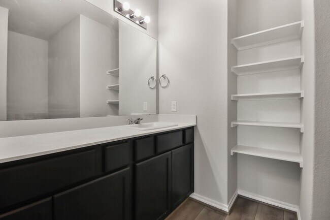Building Photo - 1415 Acorn Mdw St