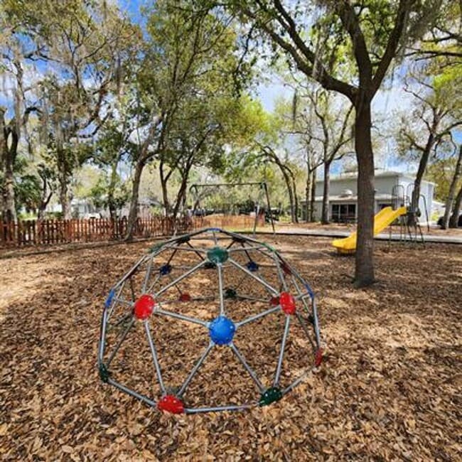 Building Photo - Waterside Community Condo – Steps from Scenic Hillsborough River