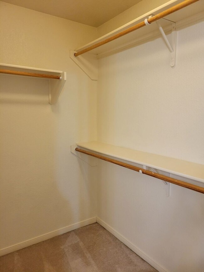 Building Photo - 4 BR 2 Bath Next to Harker Heights Communi...