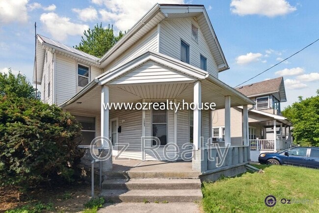 Primary Photo - 1303 Western Ave