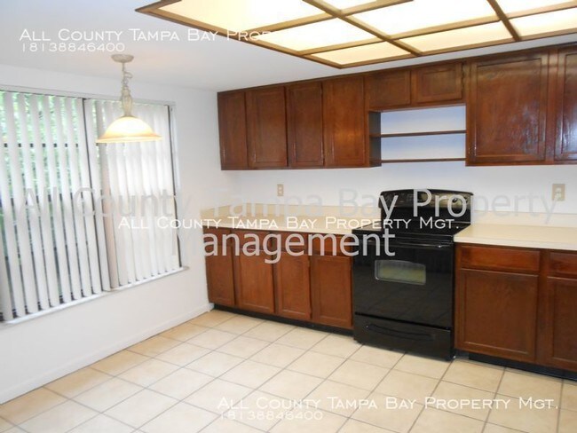 Building Photo - 7855 Niagara Ave