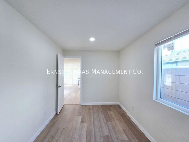 Building Photo - 8142 California St