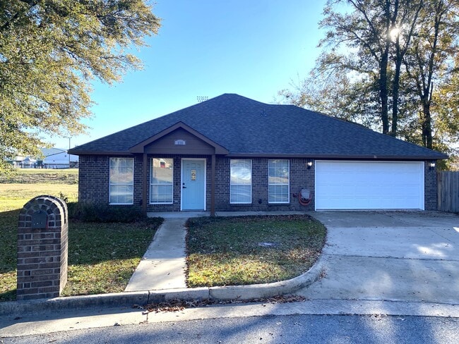 Building Photo - 116 Westpark St