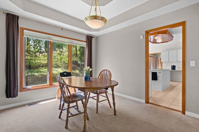 Building Photo - 254 Hunters Trail