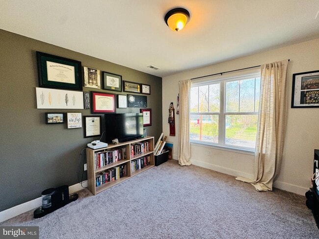 Building Photo - 233A Church St