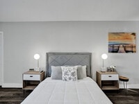 Building Photo - 3204 NE 9th St