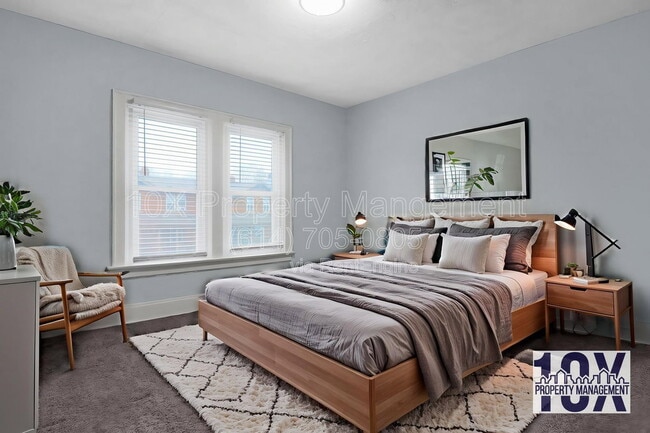 Building Photo - 614 Lilley Ave