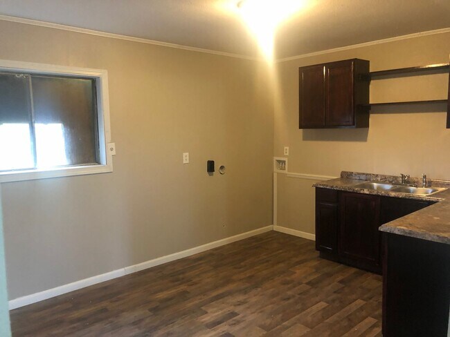 Building Photo - 4905 Kitt Pl