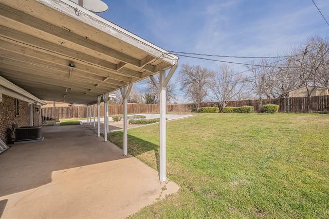 Building Photo - 3612 Dawn Dr