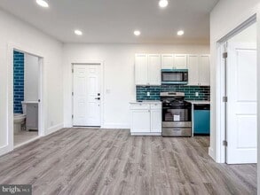 Building Photo - 30 Haddon Ave