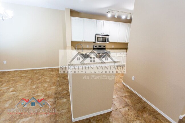 Building Photo - 2743 S Sulley Dr