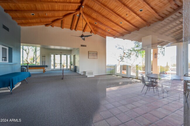 Building Photo - 10326 E Buckskin Trail