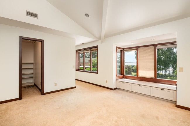 Building Photo - 88 Cascade Key