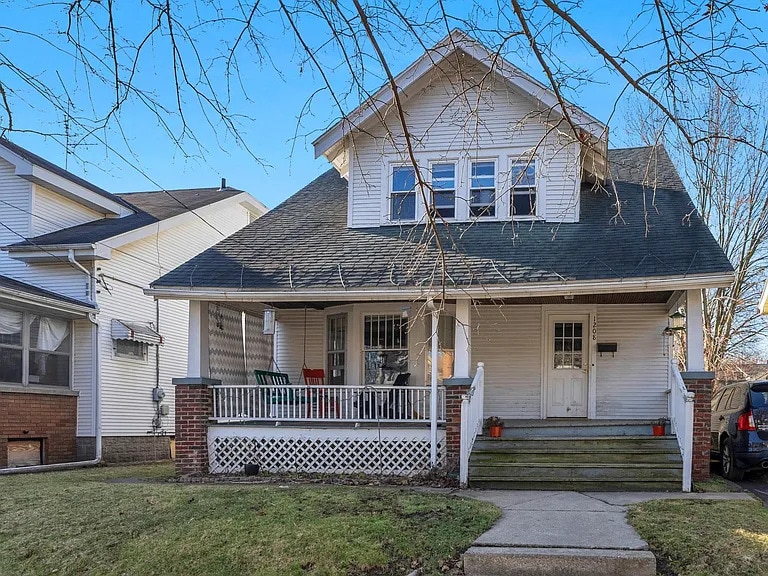 Building Photo - 1208 Hovey St SW