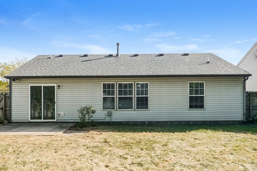 Building Photo - 5724 Blackley Ln