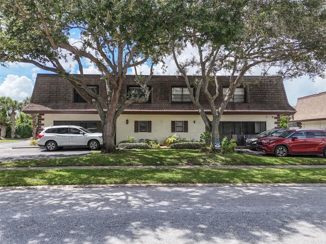 Building Photo - 9390 SW 61st Way