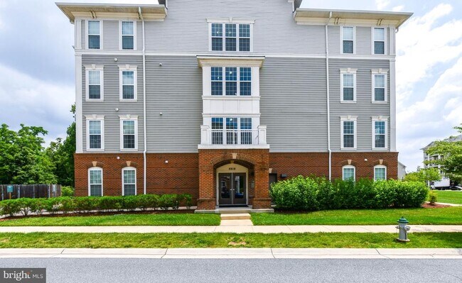 Building Photo - 3910 Doc Berlin Dr