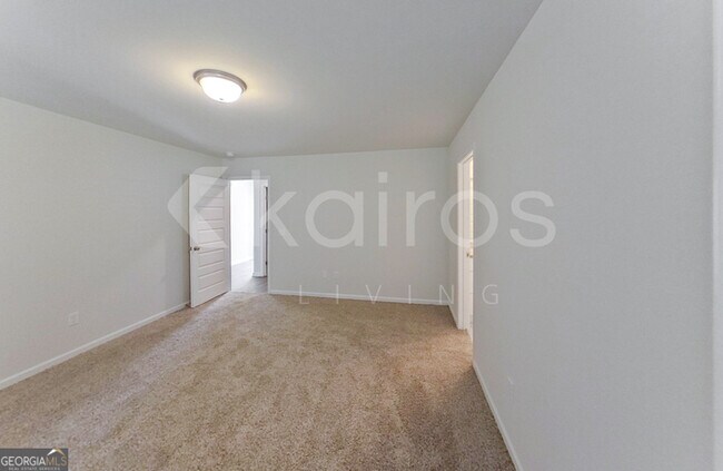 Building Photo - 132 Western Red Cedar Dr