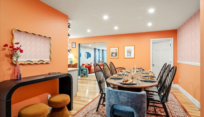 Building Photo - 223 Paxinos Dr