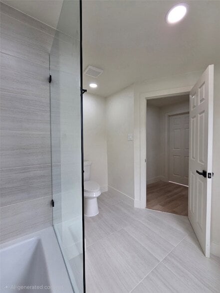 Building Photo - 4607 Englewood St