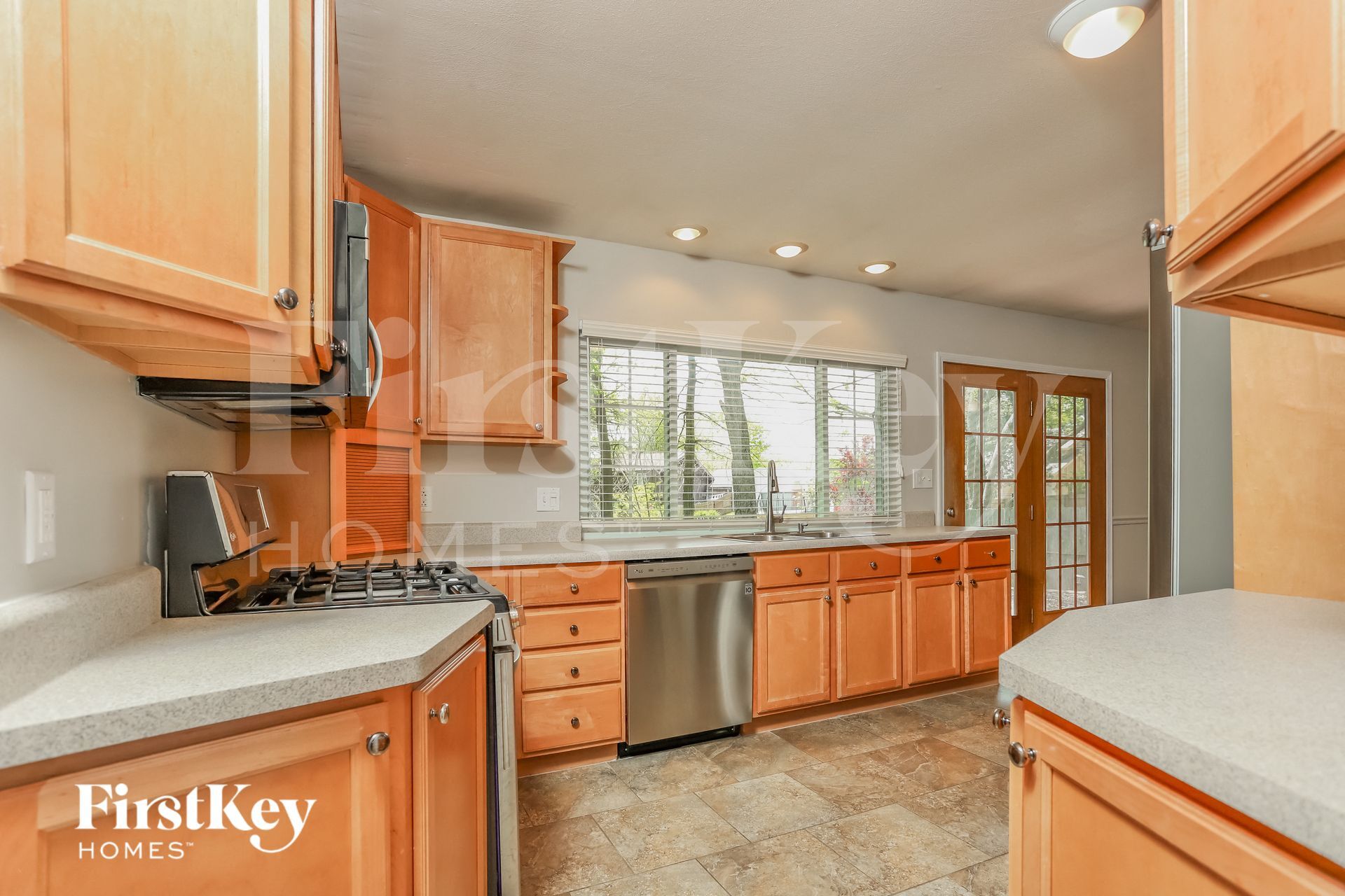 Building Photo - 522 Ballwood Dr