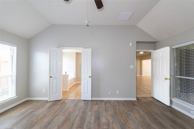 Building Photo - 3902 Tulip Glen Ct