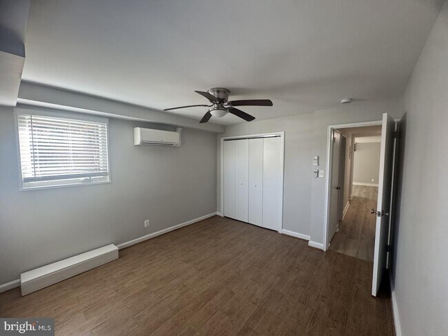 Building Photo - 500 S Courthouse Rd