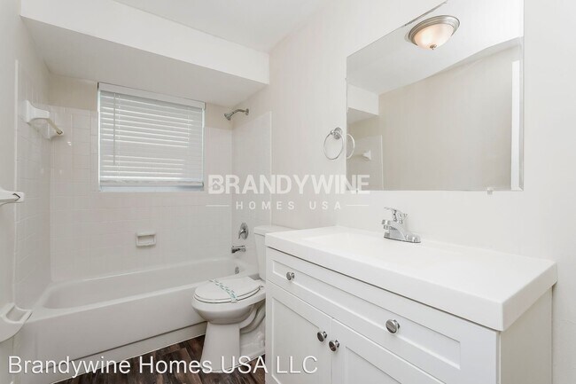 Building Photo - 2 br, 1.5 bath House - 3914 Winston Dr, Ne...
