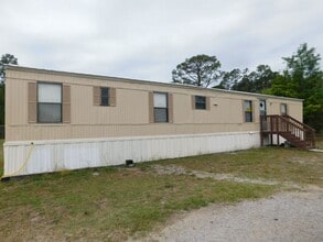 Building Photo - 358 White Oak Dr