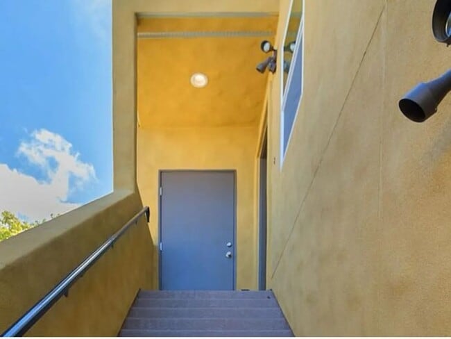 Building Photo - Canyon View Abode in Normal Heights