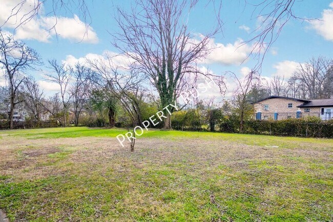 Building Photo - 3334 Gundy Dr