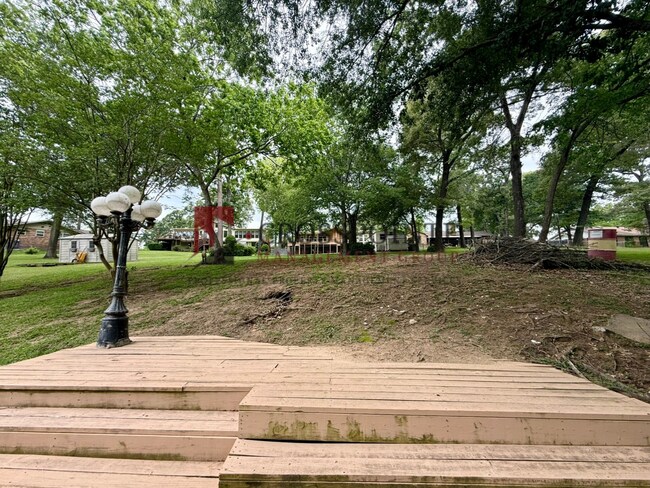 Building Photo - Waterfront 2 Bedroom, 2.5 Bathroom Home!